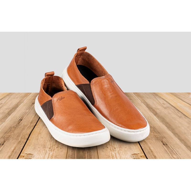 MOCASÍN MOD.031 - MARRÓN CLARO